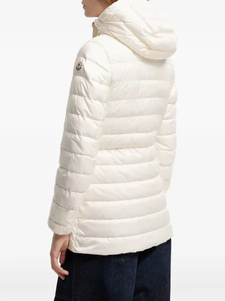 Palton matlasat Moncler cu glugă
