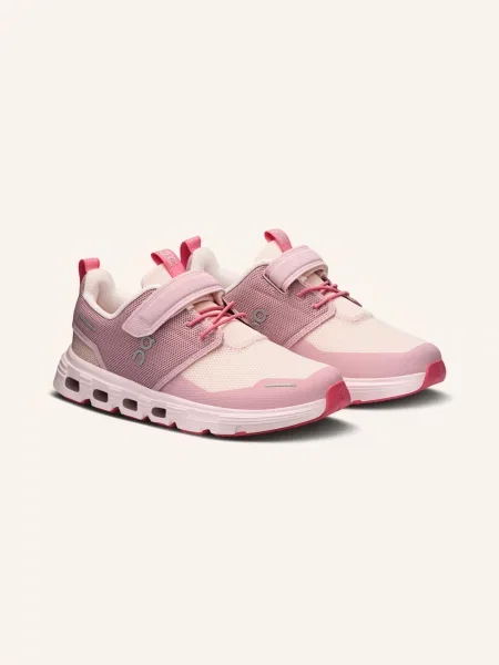 On Sneakersy Cloud Play 2 rosa
