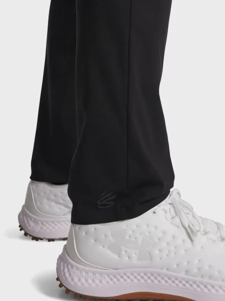 Спортивные штаны Under Armour черные