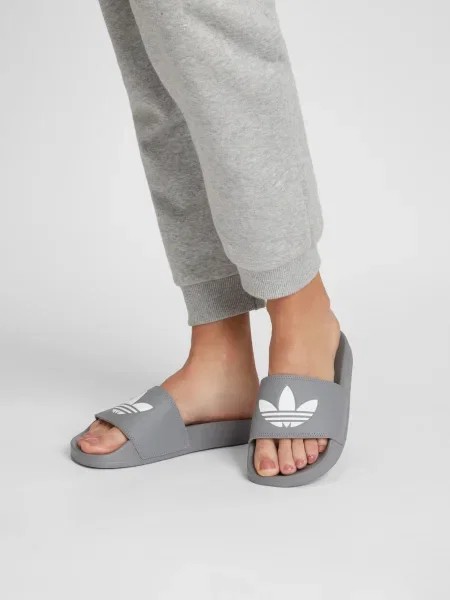 ADIDAS ORIGINALS Natikače s Adilette Lite siva bijela