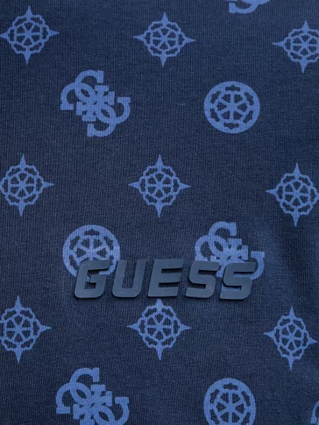 Футболка Guess