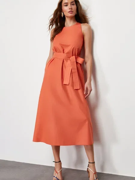 Sukienka midi Trendyol popelinowa czerwona