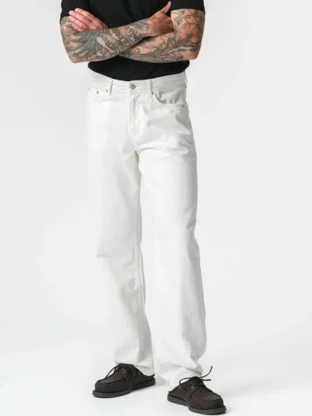 TEESHOPPEN Jeans Relaxed Jeans denim alb