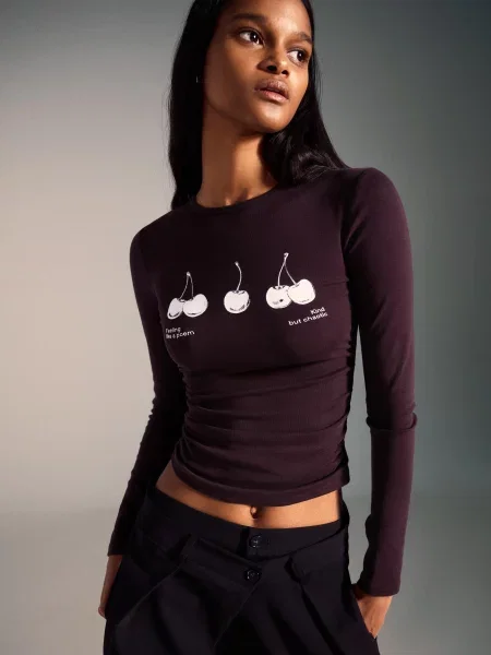 Bershka Koszulka Z Długim Rękawem Marszczona Z Nadrukiem Kobieta Xs fioletowy