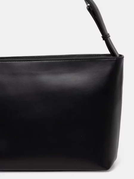 Táska Calvin Klein fekete