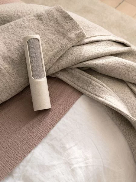 Steamery kartáč na šaty Lint Brush béžové