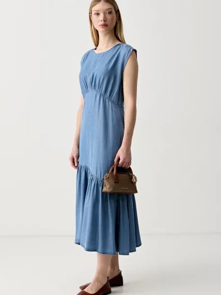 DKNY rochie de vară din lyocell albastru