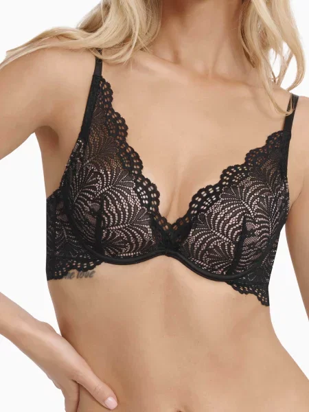 Бюстгальтер с плотной чашкой білий