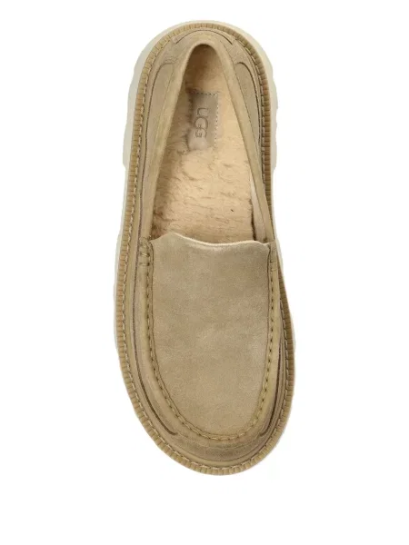 Pantofi loafer Ugg din piele de căprioară cu platformă