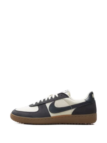 Sneakerși Nike alb
