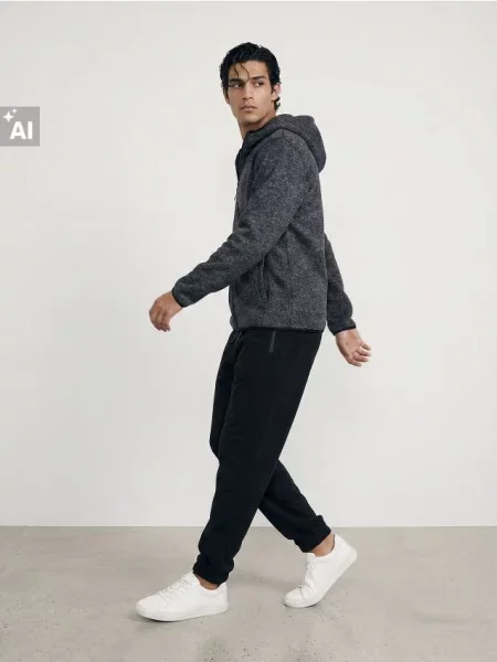 Sinsay Fleecové jogger kalhoty černá