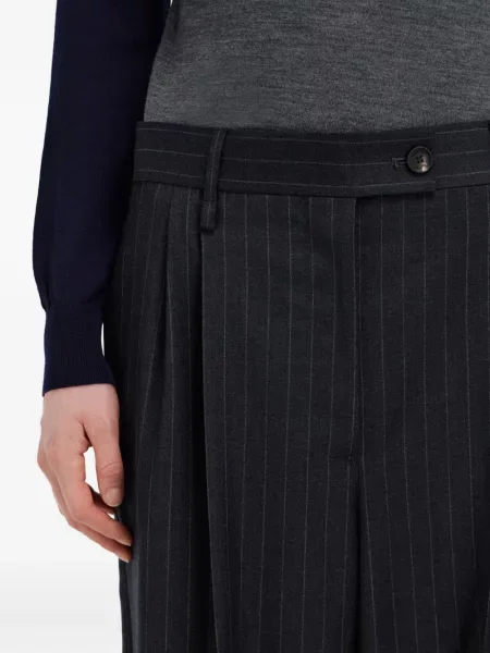 Pantaloni Ferragamo cu dungi plisate gri
