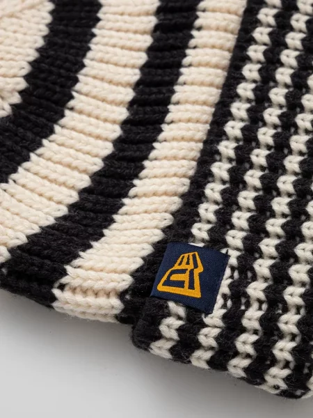 New Era Knit Medium Stripe Beanie Navy/ Light Cream Universal albastru