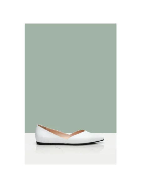 Балетки Estro білі