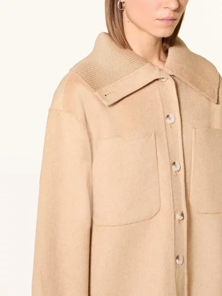 Opus Bunda Josia velbloudí