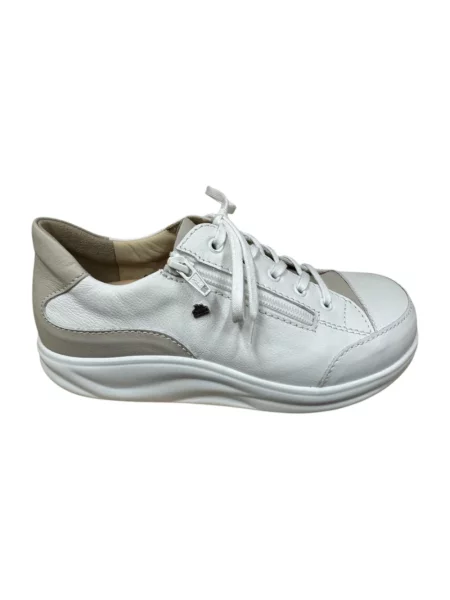 Sneakersy Finn Comfort białe