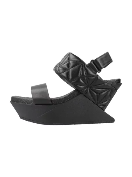 Pantofi United Nude cu pană negru