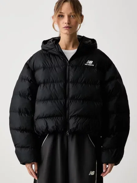 New Balance geacă petrecută pentru femei negru