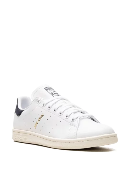 Iš natūralios odos sportbačiai Adidas Stan Smith balta