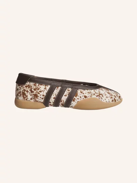 Adidas Originals Baleríny Taekwondo Mei Ballet režná / tmavě hnědá