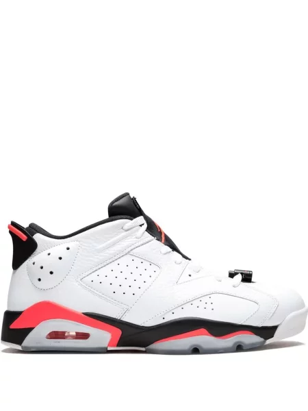 Sneakerși Jordan alb