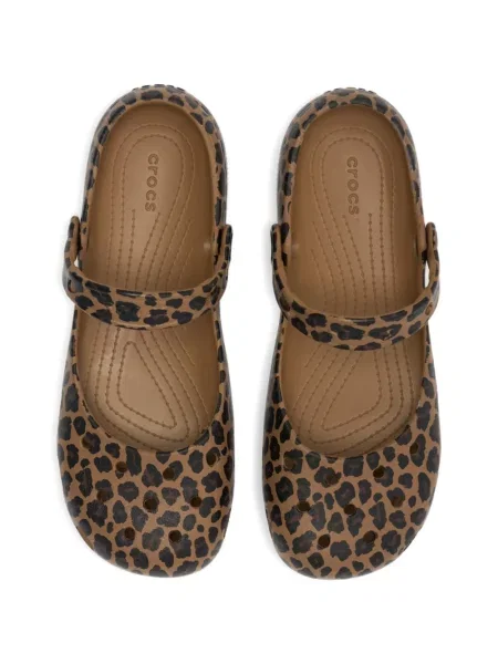 Klasszikus papucs Crocs barna
