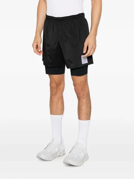 Pantaloni scurți Satisfy cu imagine negru