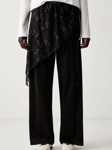 Adidas Originals pantaloni de trening pentru femei cu Lace Injection maro