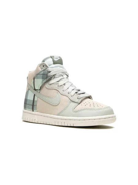 Маратонки Nike Dunk бяло