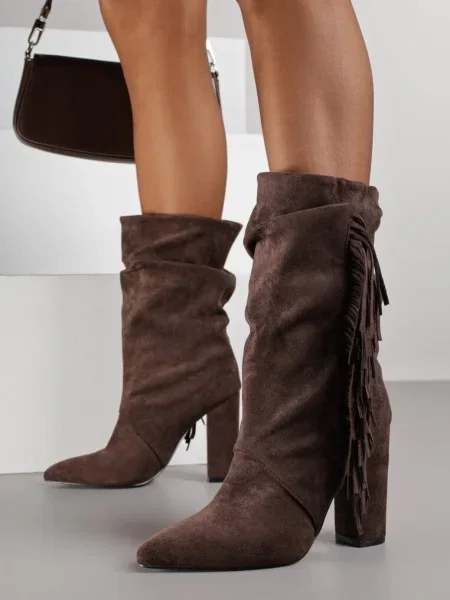 Botine Reisetia maro