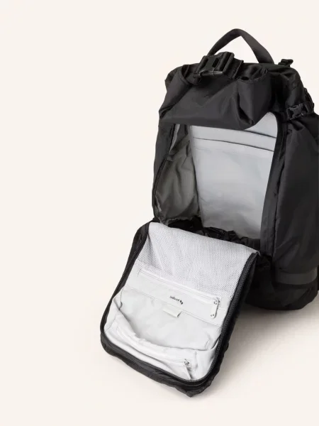 Pinqponq Plecak Komut Medium Z Kieszenią Na Laptop schwarz czarny