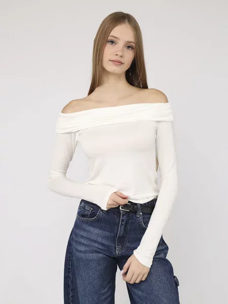 Лонгслів YUKI молочний