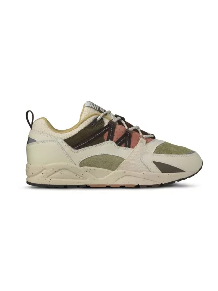 Sneakersy Karhu skórzane