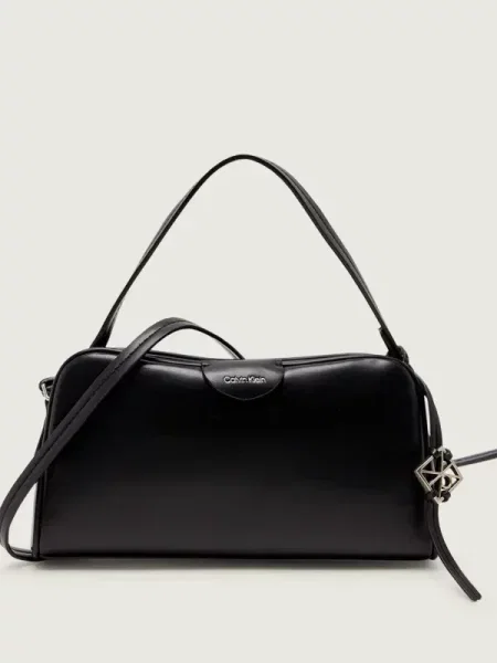 Calvin Klein Táska Emblem Trio Top Handle Camera Ba fekete