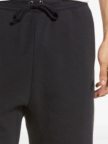Tricou grafic Nike cu imagine alergare din fleece negru