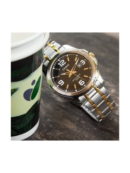 Ceas Casio