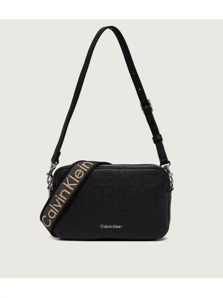 Calvin Klein Válltáska fekete