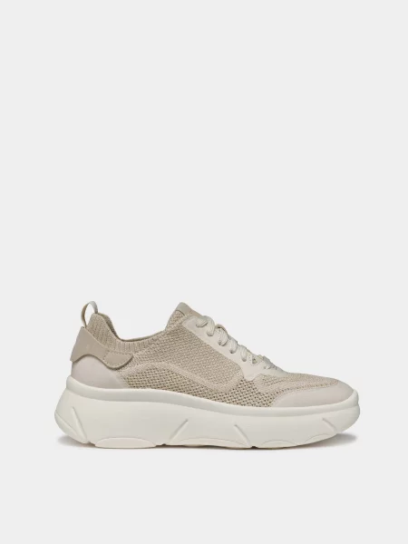 Замшевые кроссовки Geox бежевые