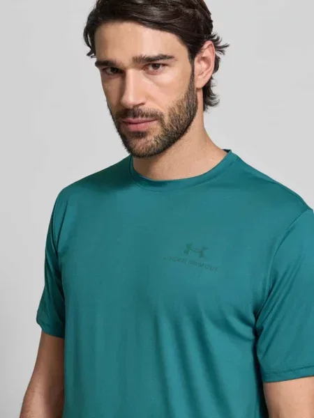 T-shirt o kroju regular fit z nadrukiem z logo model ‘Vanish’ Under Armour