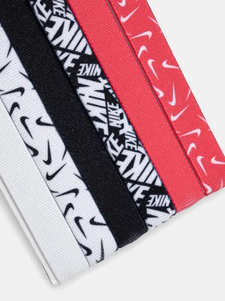 Шапка Nike розовая