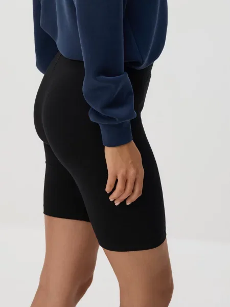 Reserved велосипедки чорний