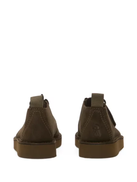 Ghete desert Clarks din piele de căprioară maro
