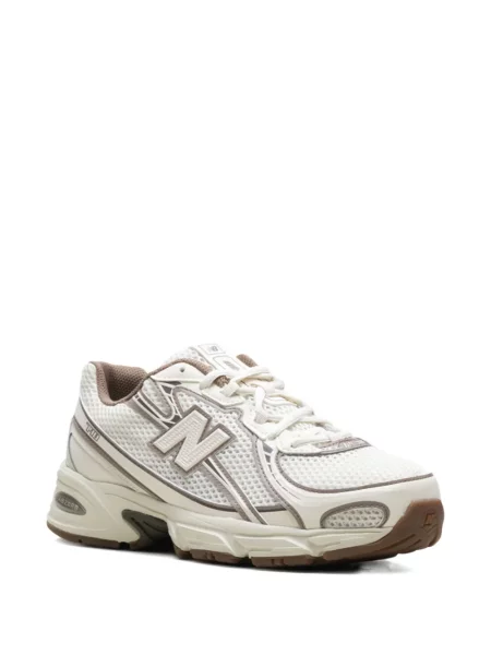 Sneakerși New Balance maro