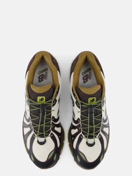 Кросівки New Balance коричневі