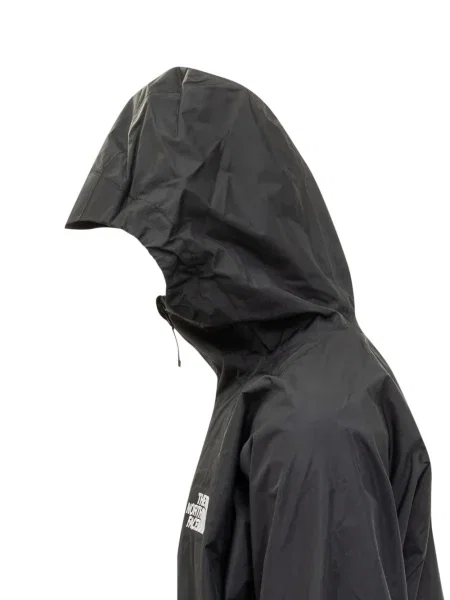 Geacă The North Face cu glugă negru