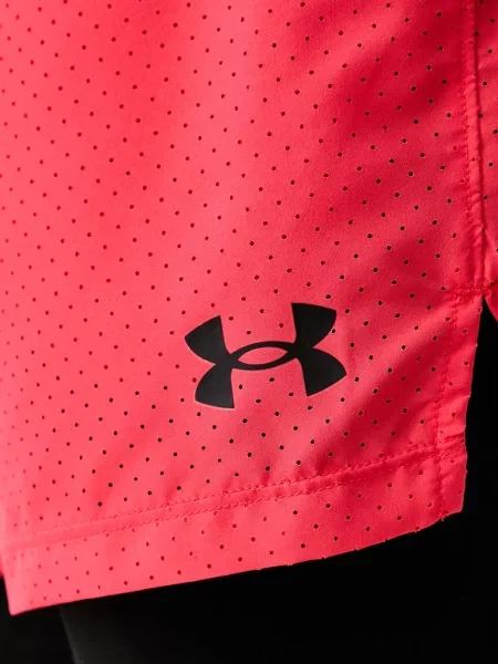 Sport rövidnadrág Under Armour piros