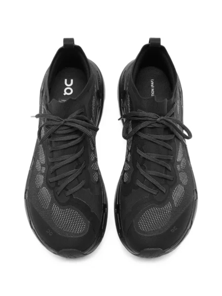 Sneakers On με κορδόνια με δαντέλα μαύρο