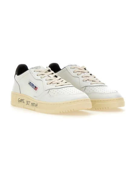 Sneakersy Autry białe