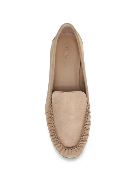 Pantofi loafer Veronica Beard din piele de căprioară cu volane