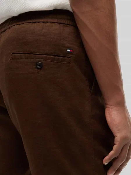 Сhinosy Tommy Hilfiger
